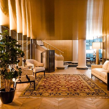 Hotel Birks Montreal Exterior photo The lobby of the hotel