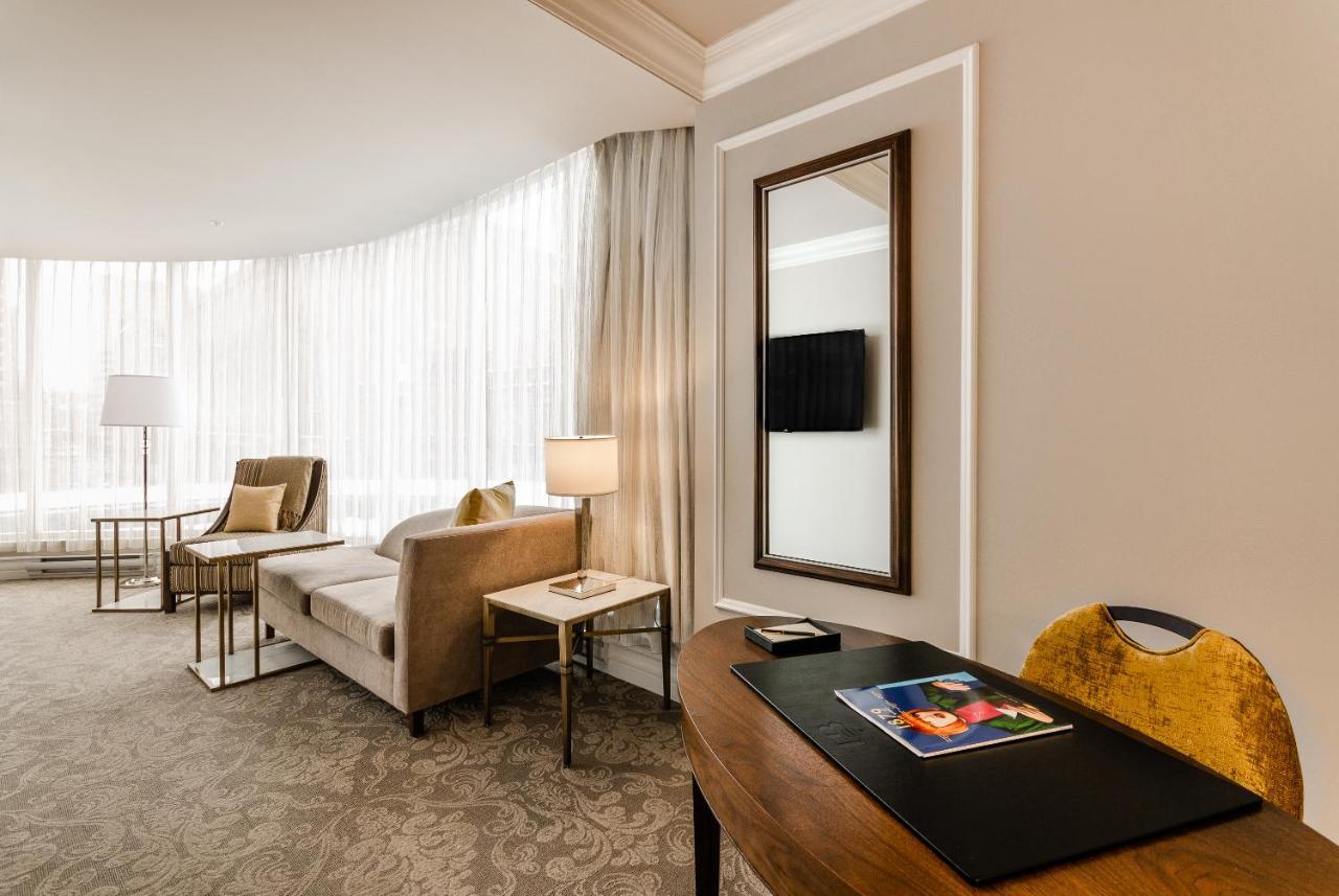 Hotel Birks Montreal Exterior photo A suite at the hotel