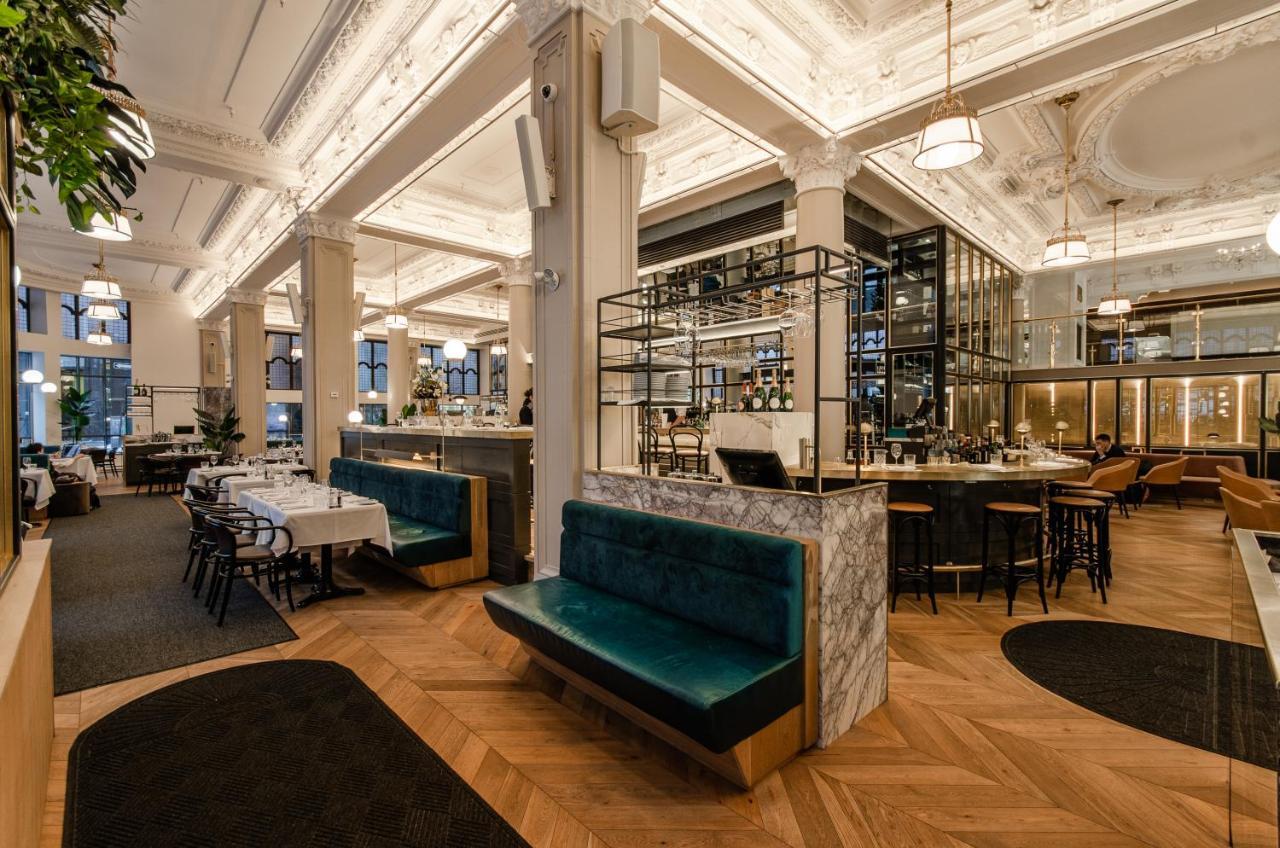 Hotel Birks Montreal Exterior photo The interior of the restaurant